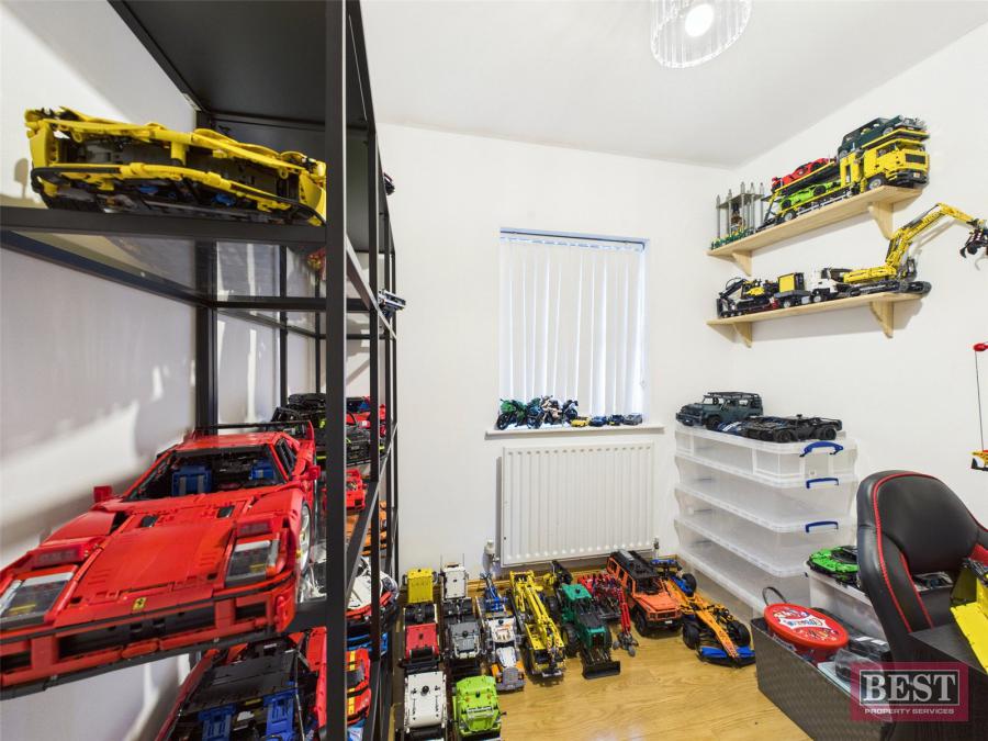 37 Rockfield Heights