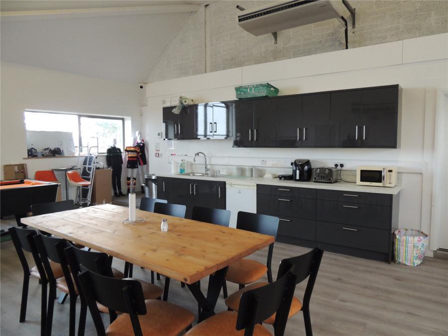 5 Cloughoge Business Park