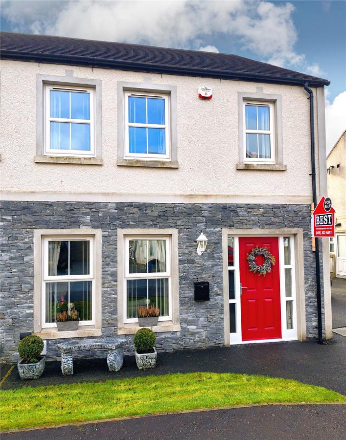 20 Heslips Court, Newry, County Down, BT35 8GR