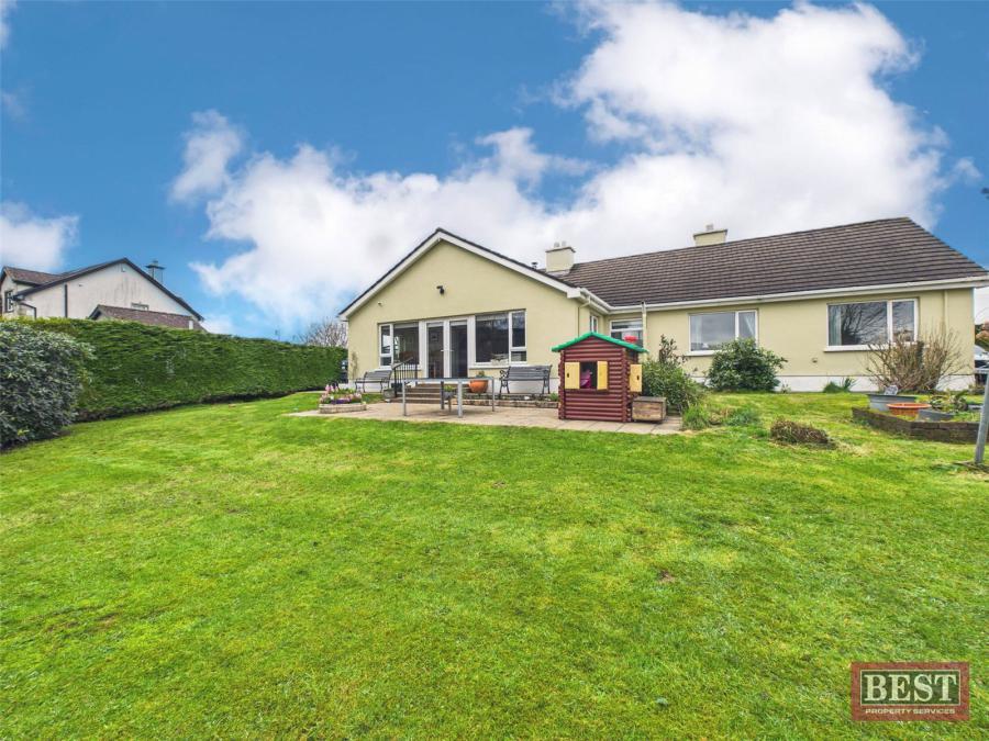 6 Carrivekeeney Road