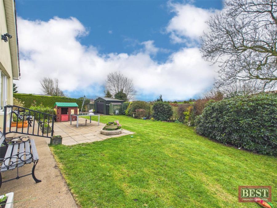 6 Carrivekeeney Road