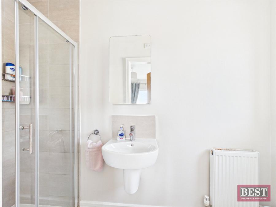 15 Hillcrest Heights