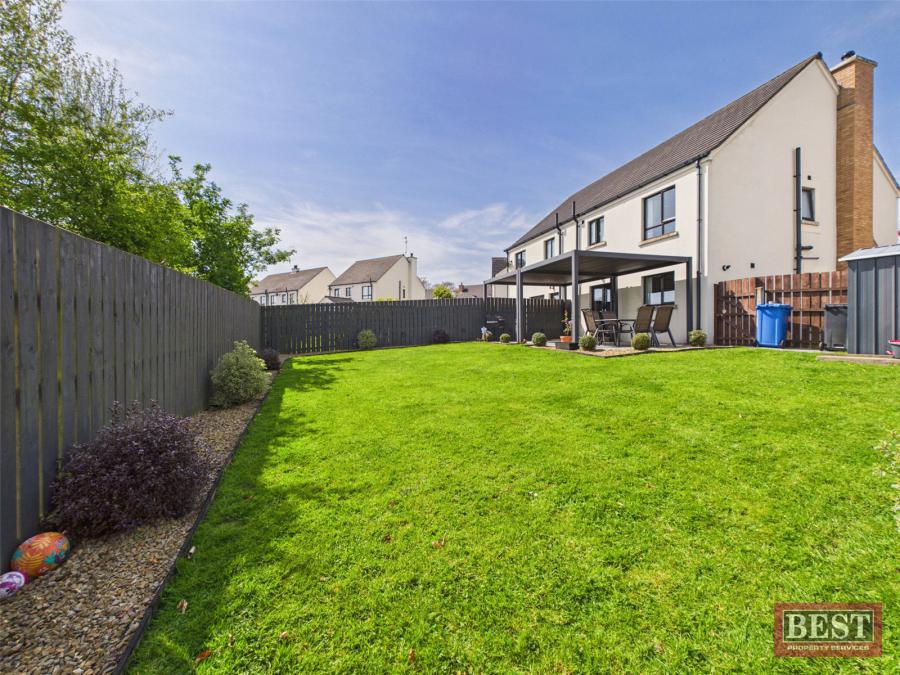 15 Hillcrest Heights