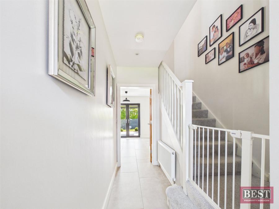 15 Hillcrest Heights