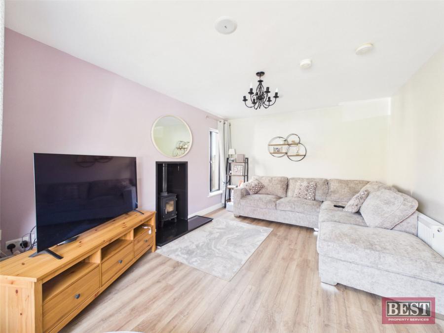 15 Hillcrest Heights