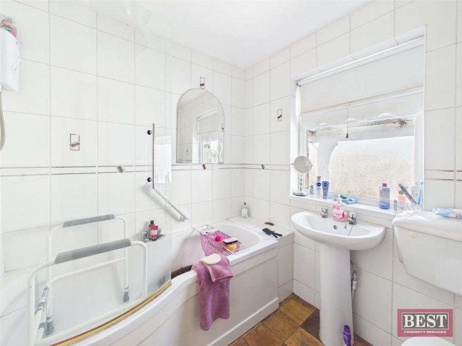 2 Kilmorey Terrace
