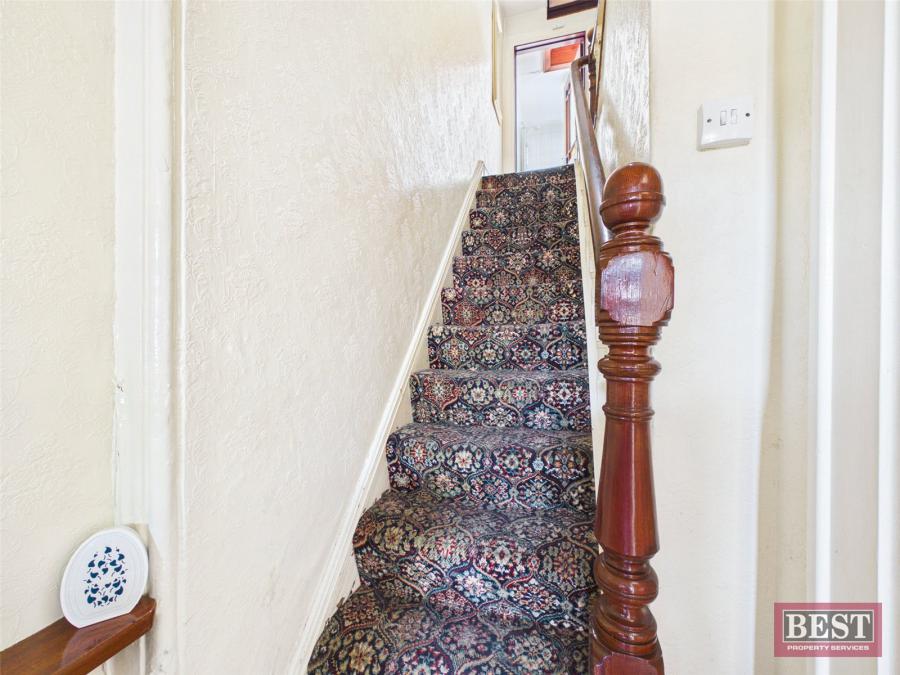 2 Kilmorey Terrace