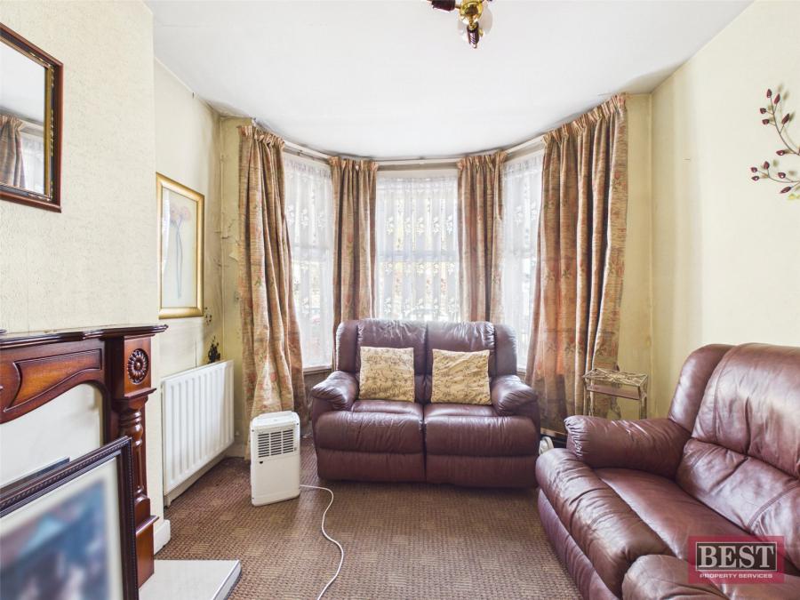 2 Kilmorey Terrace