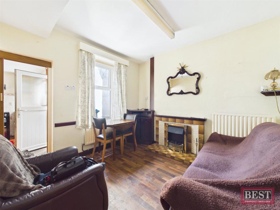 2 Kilmorey Terrace