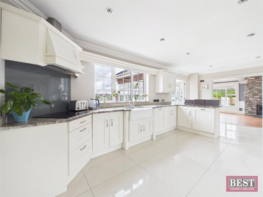23 Highfields Avenue