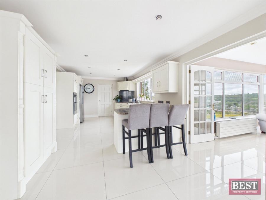 23 Highfields Avenue