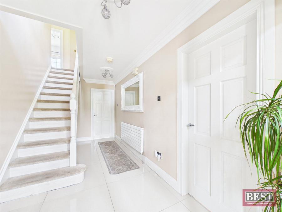 23 Highfields Avenue
