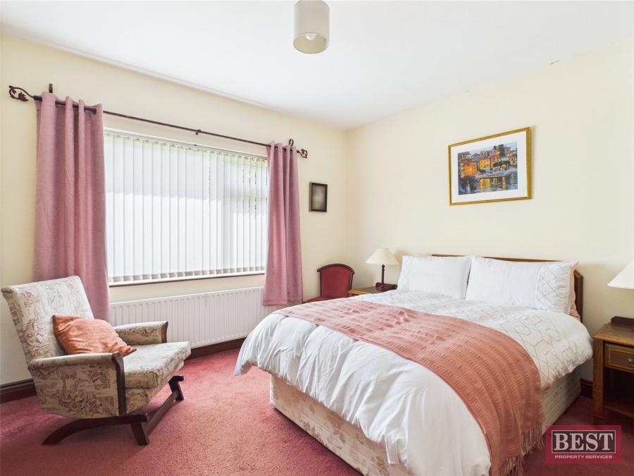 15 Martins Lane