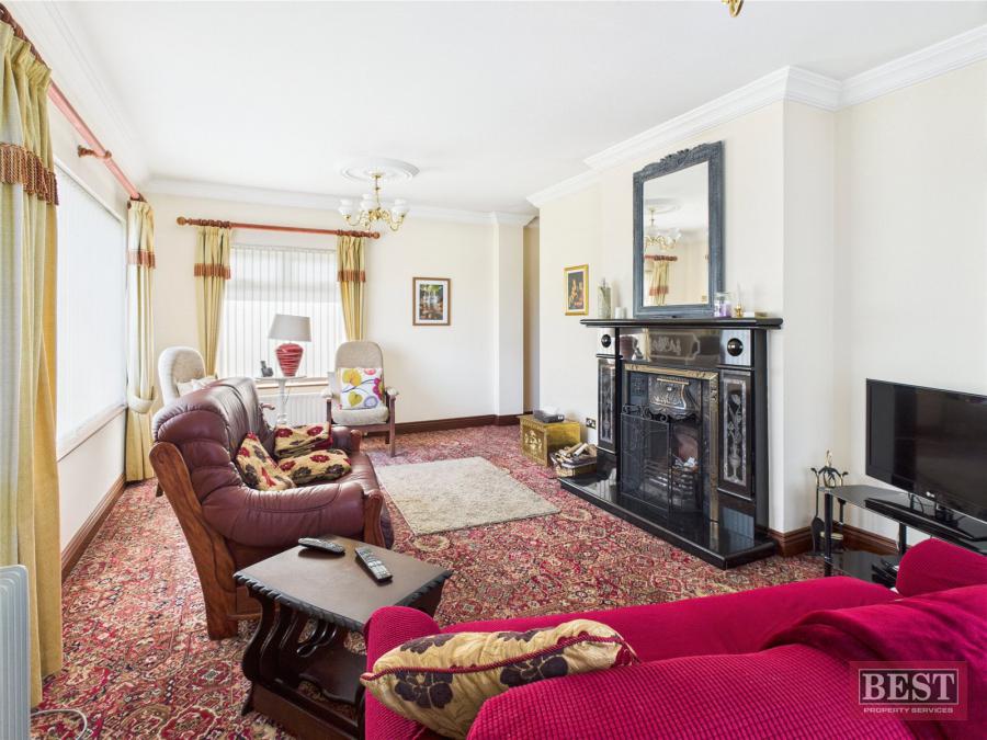 15 Martins Lane