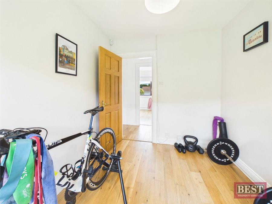 26 Avoca Lawn