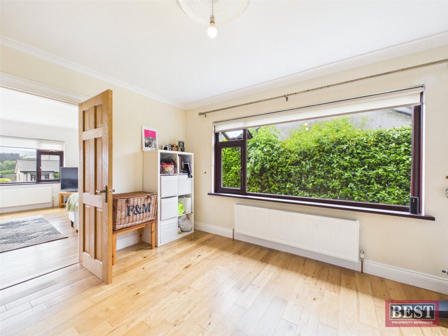 26 Avoca Lawn