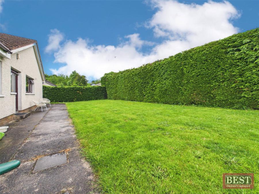 26 Avoca Lawn
