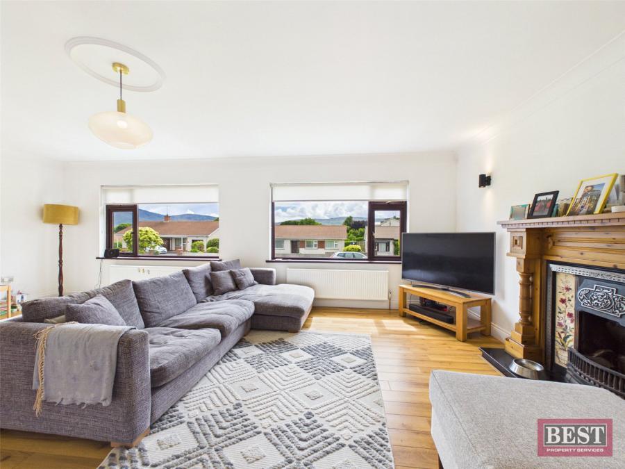 26 Avoca Lawn