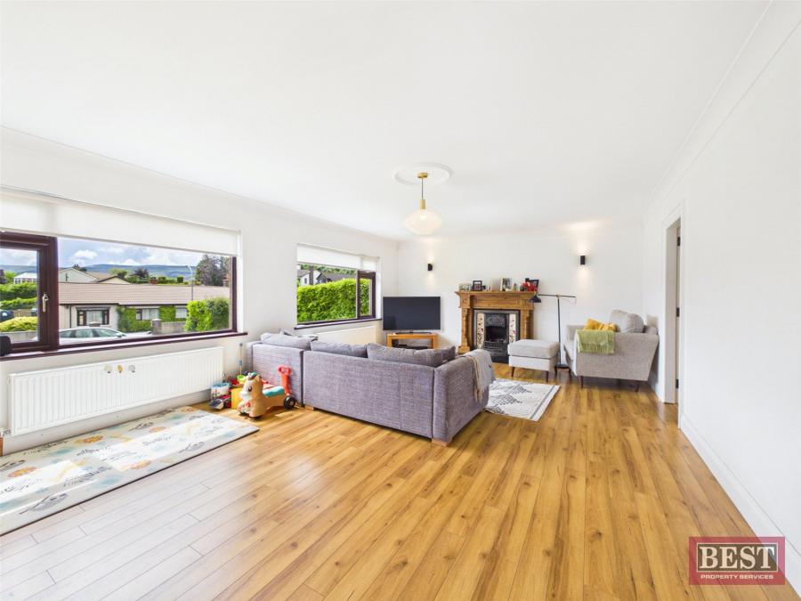 26 Avoca Lawn