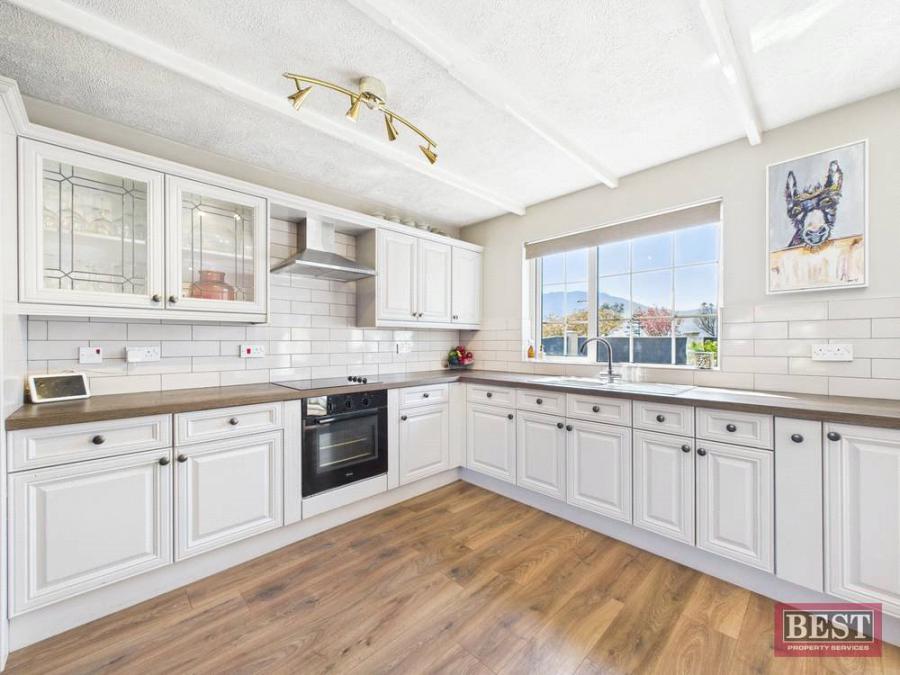 27 Killowen Road