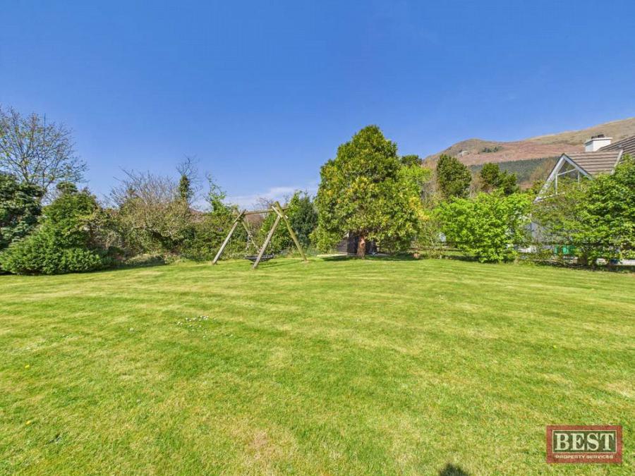 27 Killowen Road