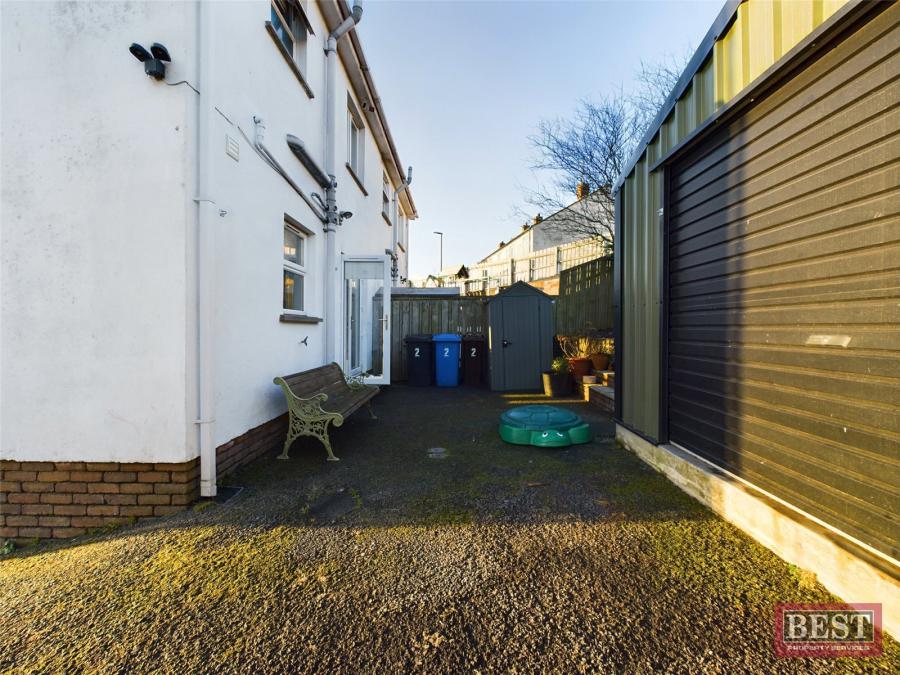 2 Carrickree Mews