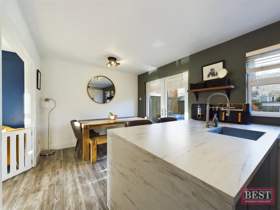 2 Carrickree Mews