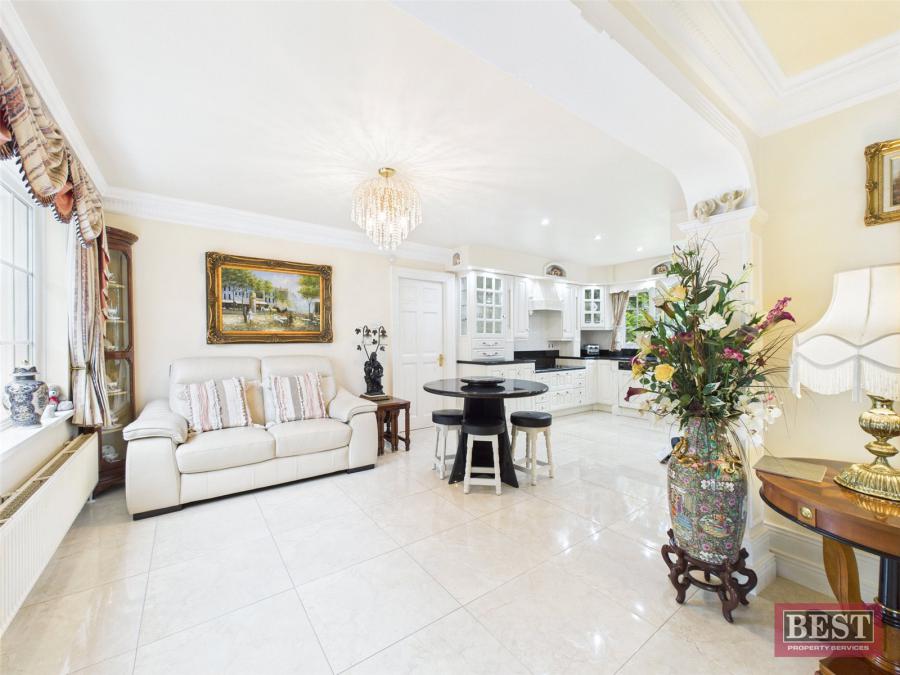 73 Burren Road