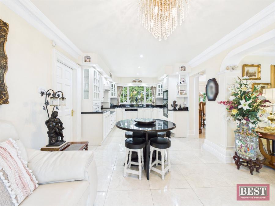 73 Burren Road