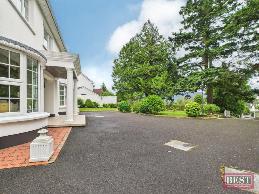 73 Burren Road
