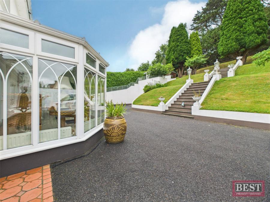 73 Burren Road