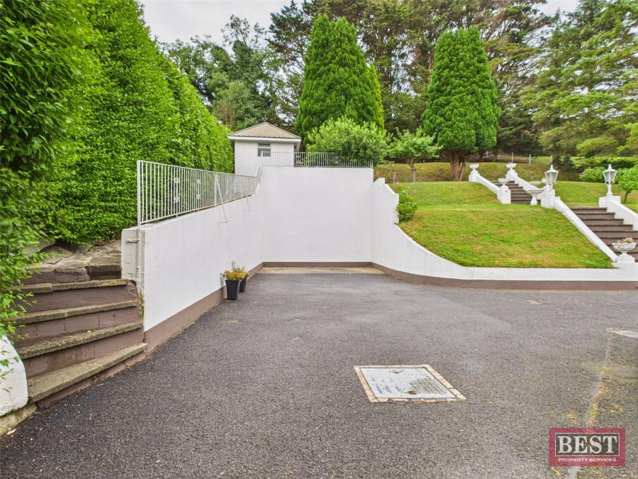 73 Burren Road