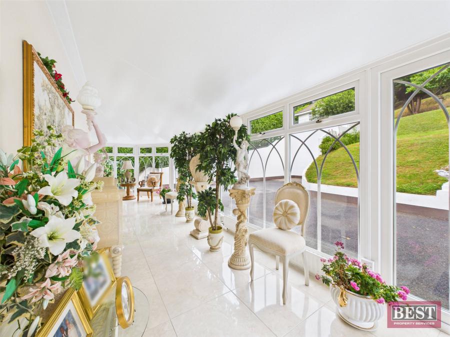 73 Burren Road