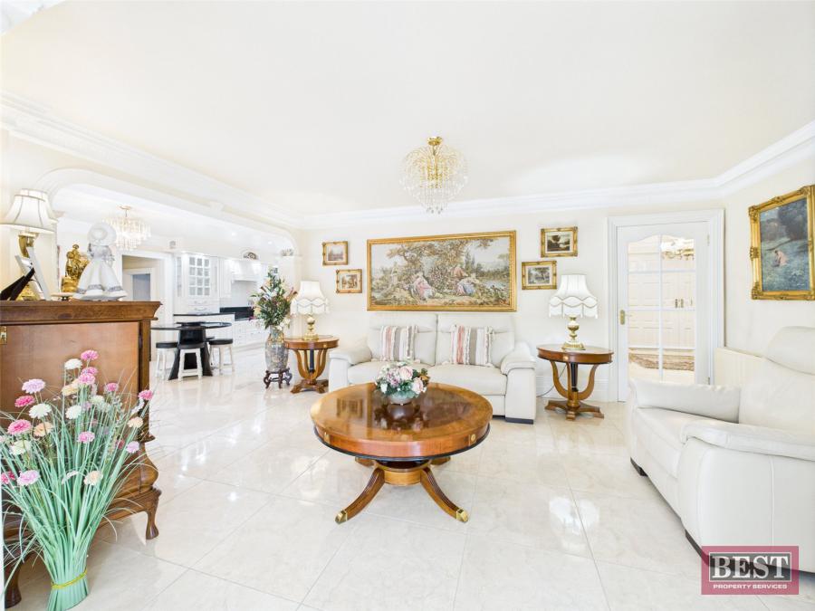 73 Burren Road