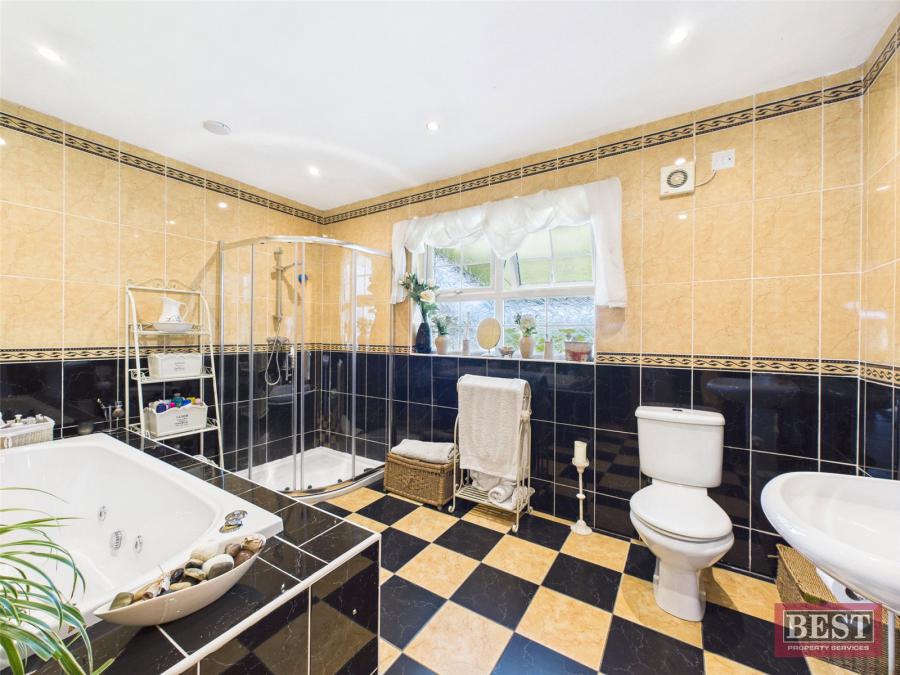 24 Tamary Road 24 Tamary Road