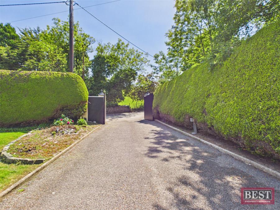 River Side, 6 Smalls Road