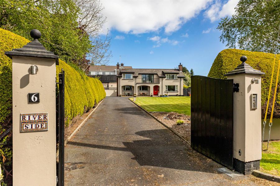 River Side, 6 Smalls Road