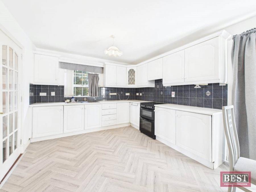43 Rathmore