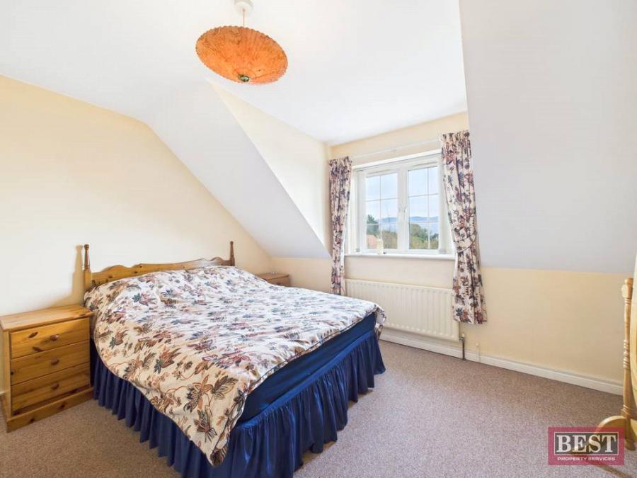 43 Rathmore