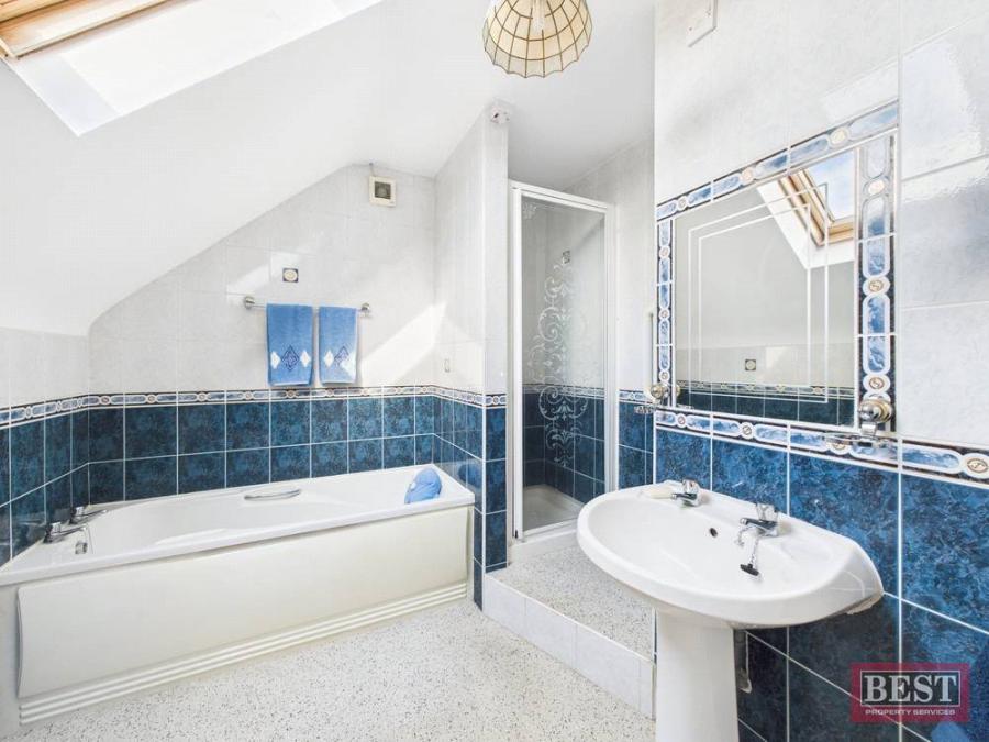 43 Rathmore