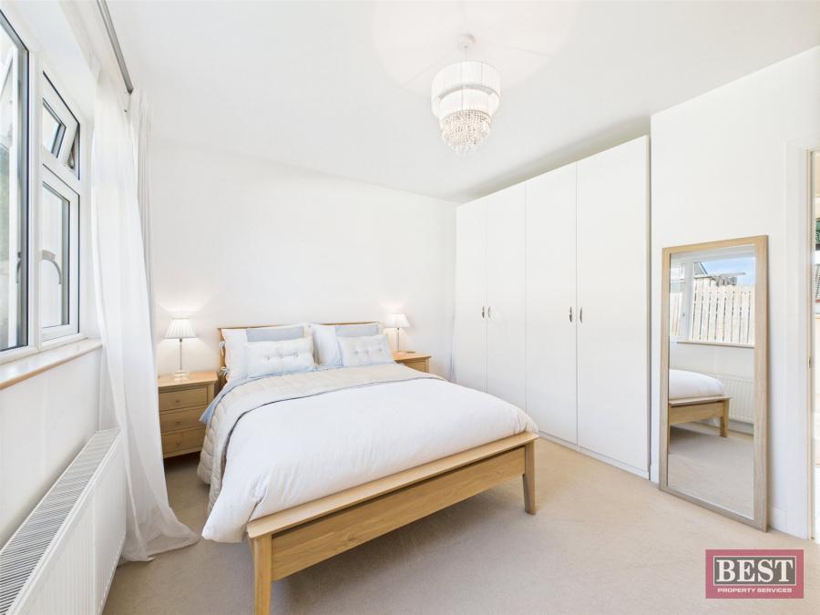 15 Dallan Hill