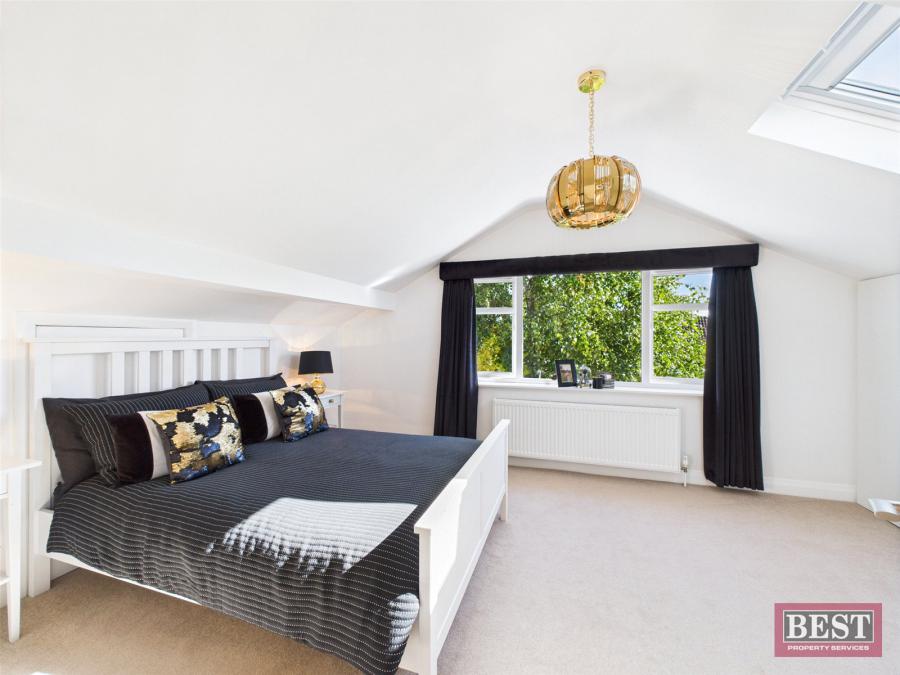 15 Dallan Hill