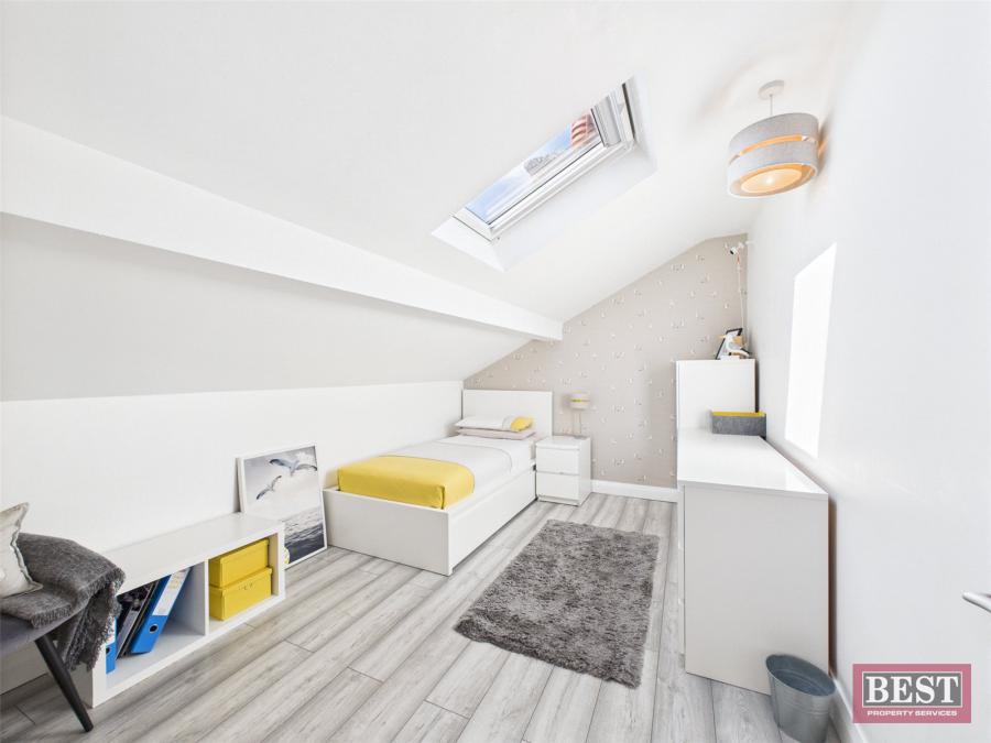 15 Dallan Hill