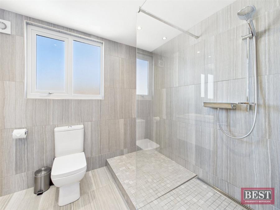 15 Dallan Hill