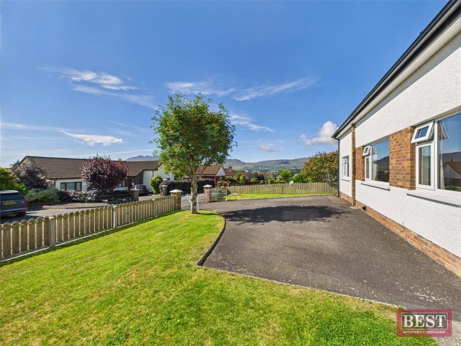 15 Dallan Hill