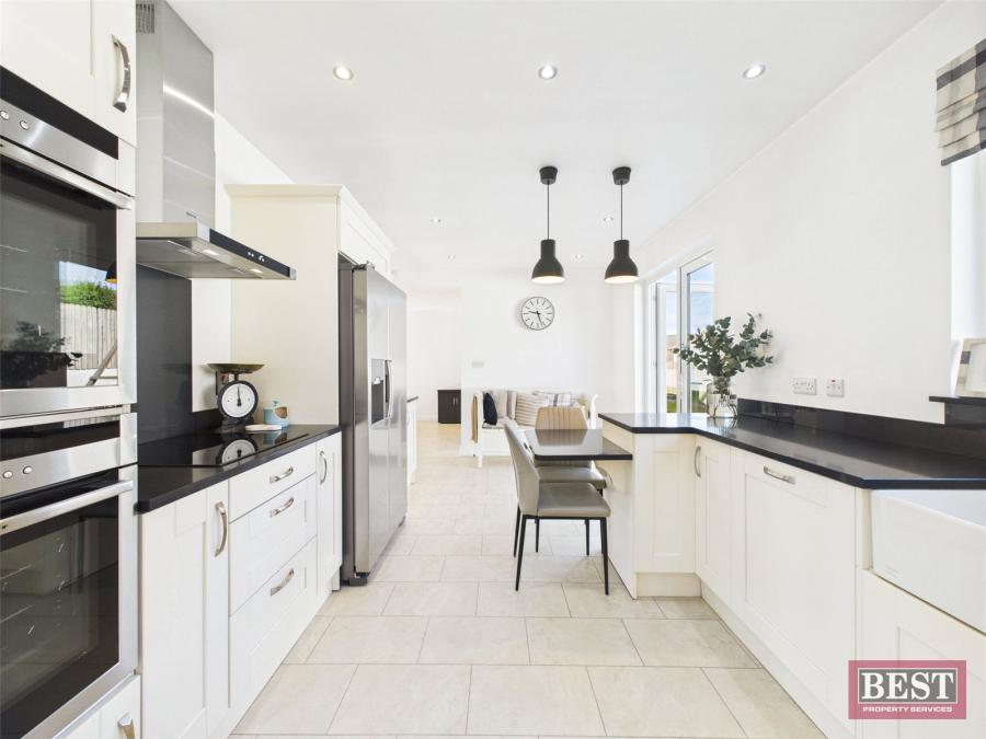 15 Dallan Hill
