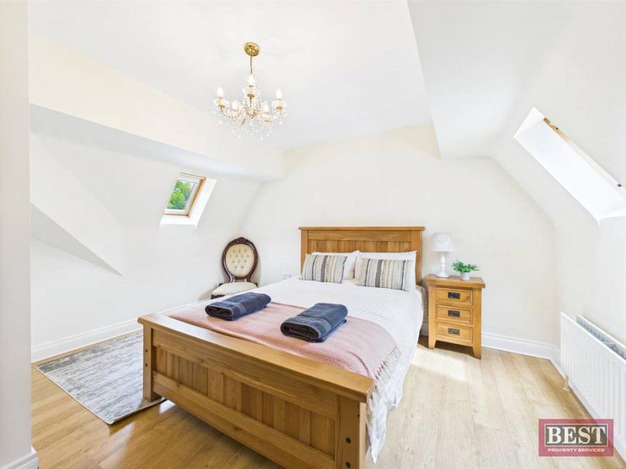 23 Cahir Linn