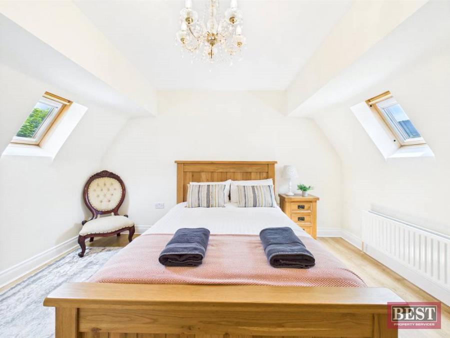 23 Cahir Linn