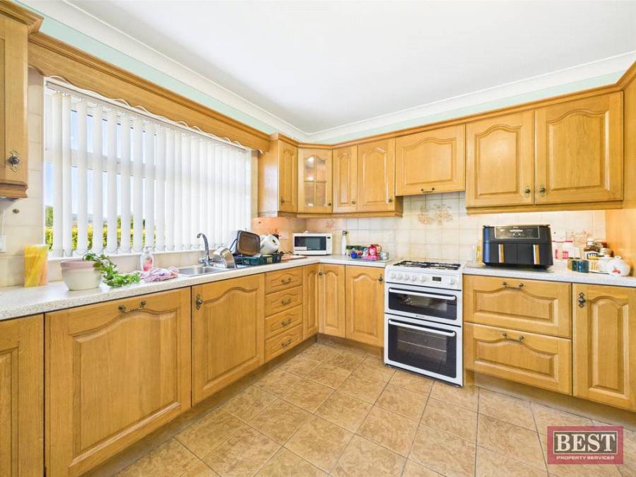 85 Tullyframe Road