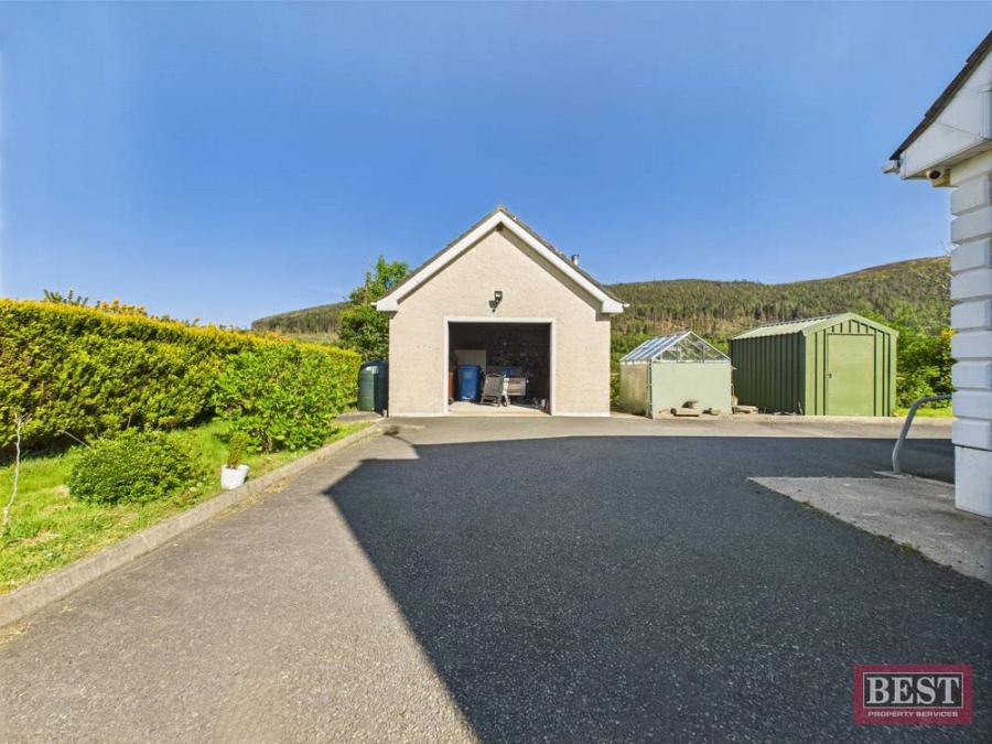 85 Tullyframe Road